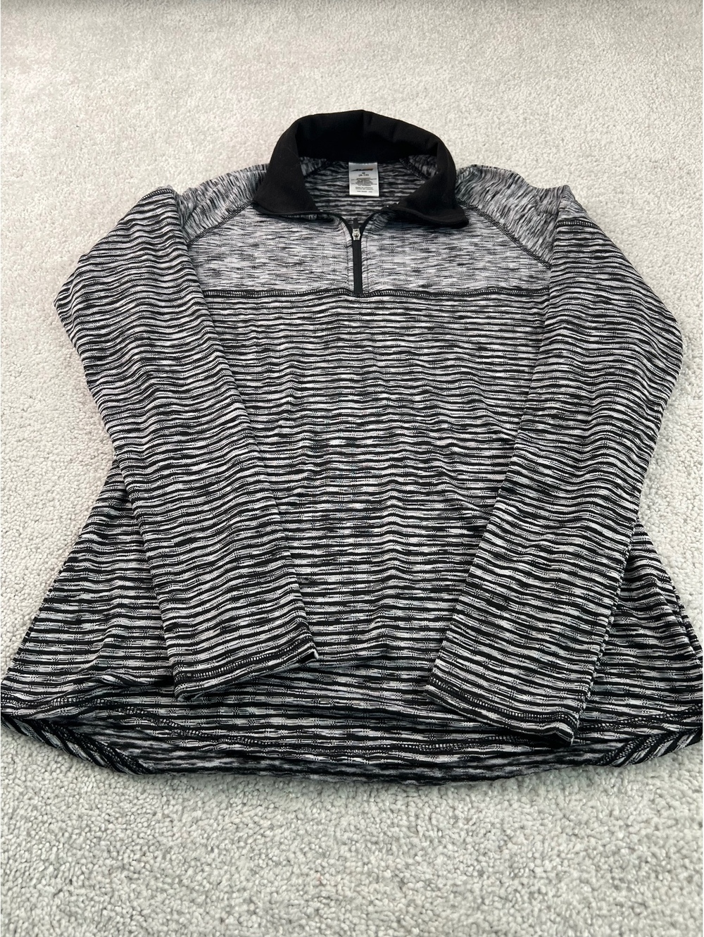 Avia Women’s M 8-10 Black Gray White 1/4 Zip Athletic Pullover Long Sleeve
